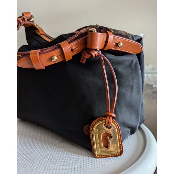 Dooney & Bourke Bag Hobo Shoulder Tote Erica with updated Duck logo - Picture 13 of 13